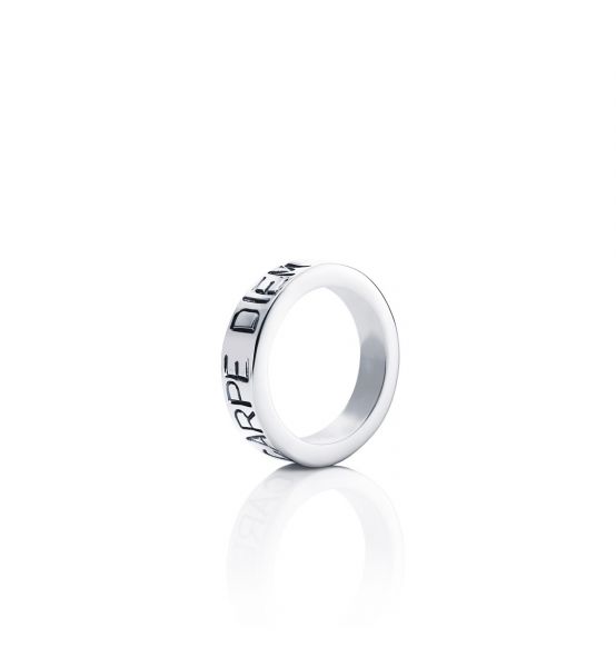 EFVA ATTLING Carpe Diem Ring