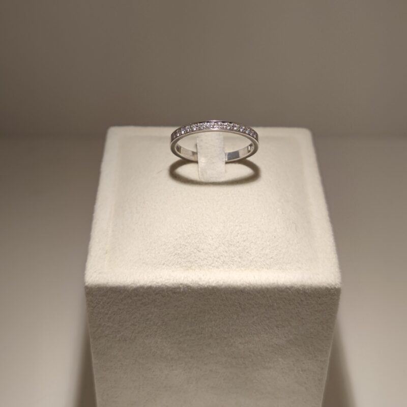 Engelbert Alliansring 15x0,01ct (0,15ct)